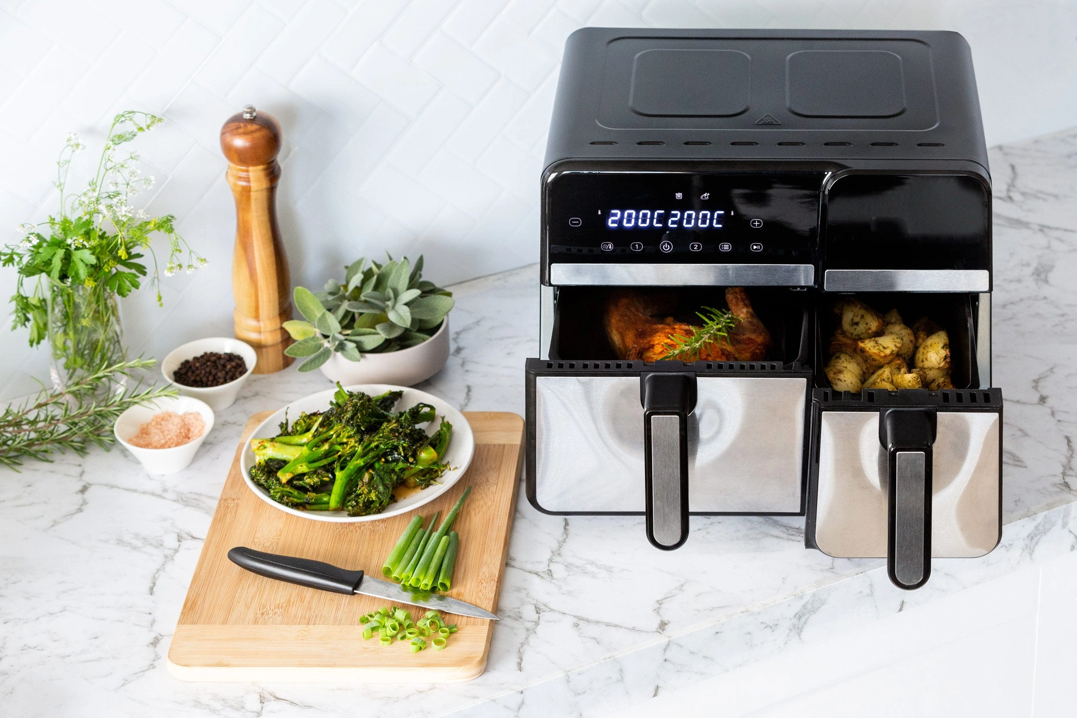Smart 10L Digital Dual Zone Air Fryer - Perfect Crispy Meals Every Time!